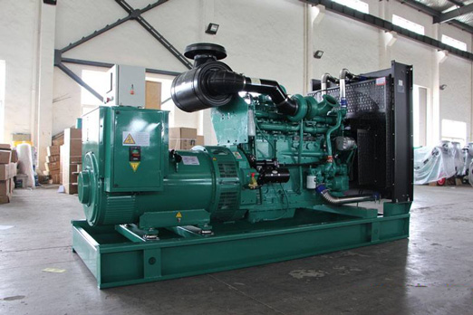 苍梧320kw康明斯柴油发电车出租组图片 苍梧320kw康明斯柴油发电车出租组图片